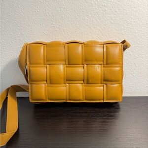 Source Unknown Tan Crossbody Bag with Quilted Design